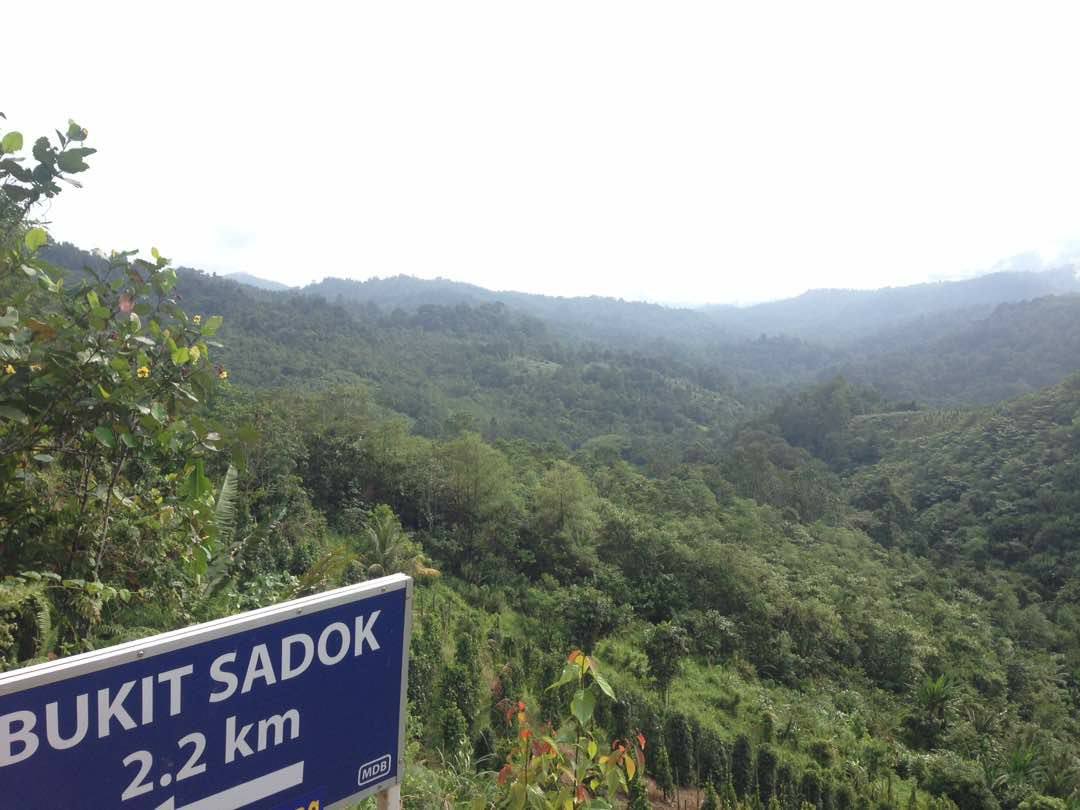 Pemandangan di sekitar Bukit Sadok